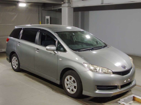 2010 Toyota Wish ZGE20G[1]