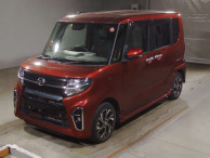 2019 Daihatsu Tanto Custom