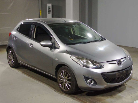 2012 Mazda Demio DE3FS[1]