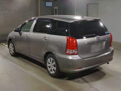 2006 Toyota Wish ZNE10G[2]