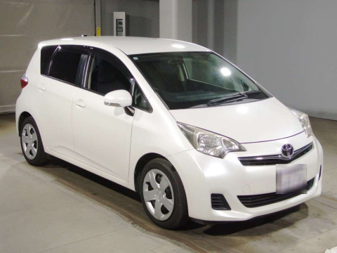 2011 Toyota Ractis NCP120[1]