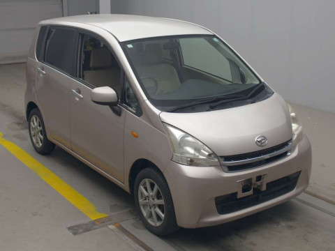 2011 Daihatsu Move LA100S[2]