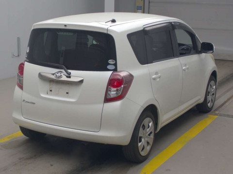 2008 Toyota Ractis SCP100[1]