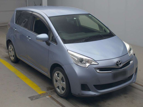 2015 Toyota Ractis NSP120[2]