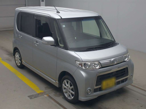 2013 Daihatsu Tanto Custom L375S[2]