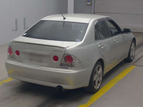 2001 Toyota Altezza GXE10[1]