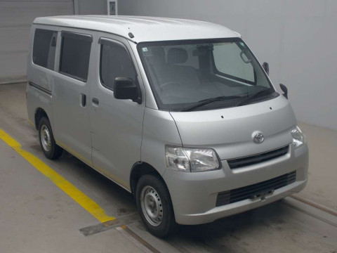 2018 Toyota Liteace Van S402M[2]