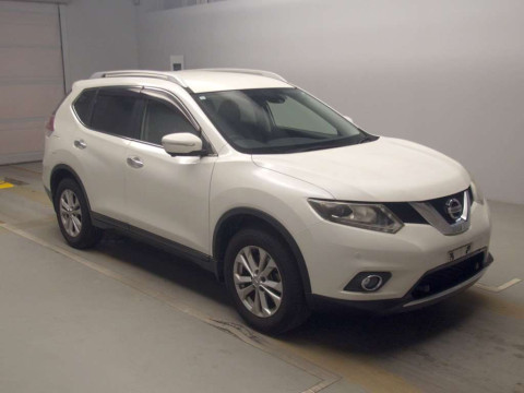 2015 Nissan X-Trail T32[2]