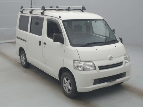 2017 Toyota Townace Van S412M[2]