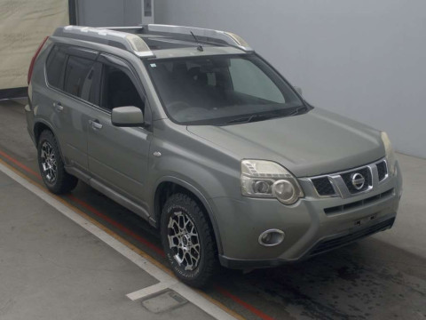 2010 Nissan X-Trail DNT31[2]