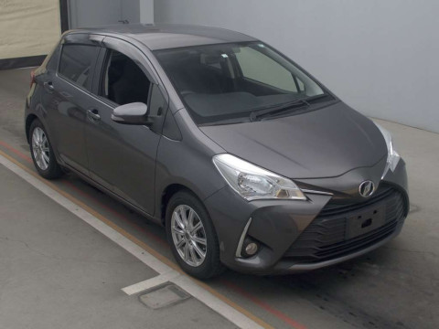 2018 Toyota Vitz NSP130[2]