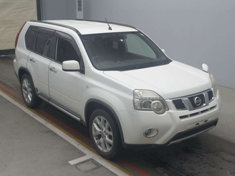 2010 Nissan X-Trail DNT31[2]