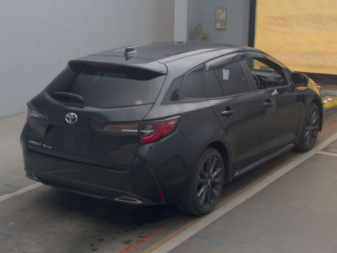 2020 Toyota Corolla Touring Wagon ZRE212W[1]