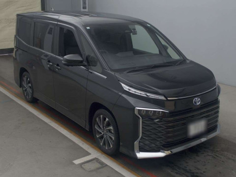 2024 Toyota Voxy ZWR90W[2]