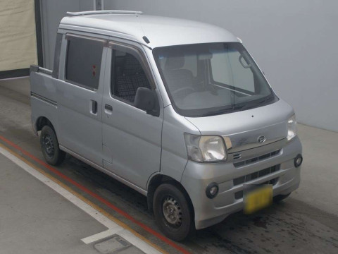 2015 Daihatsu Hijet Cargo S331W[2]