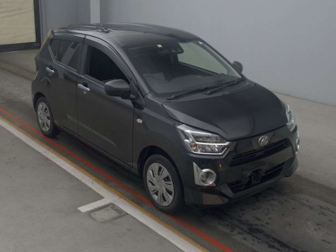 2022 Daihatsu Mira es LA350S[2]