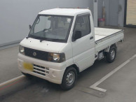 2004 Nissan Clipper Truck