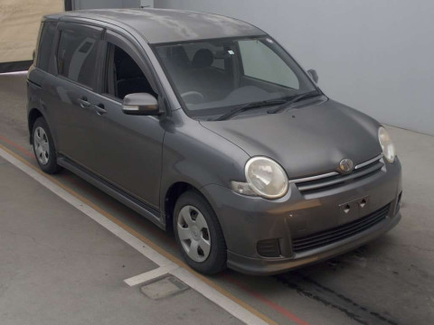 2008 Toyota Sienta NCP81G[2]