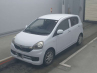 2014 Daihatsu Mira es