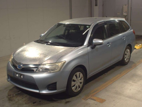 2013 Toyota Corolla Fielder NKE165G[0]