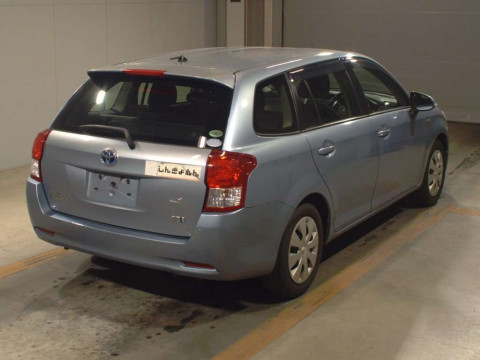 2013 Toyota Corolla Fielder NKE165G[1]