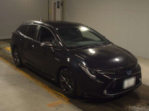 2019 Toyota Corolla Touring Wagon ZWE211W[2]