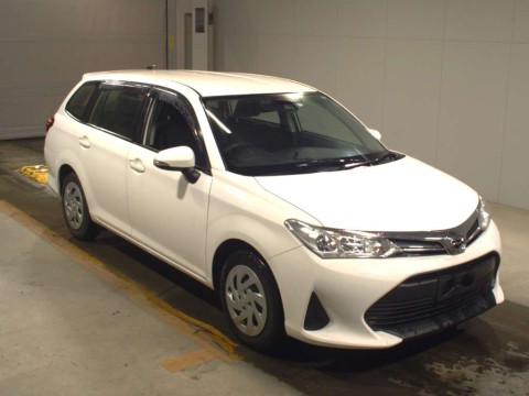 2018 Toyota Corolla Fielder NRE161G[2]