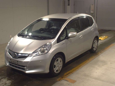 2013 Honda Fit Hybrid GP1[0]