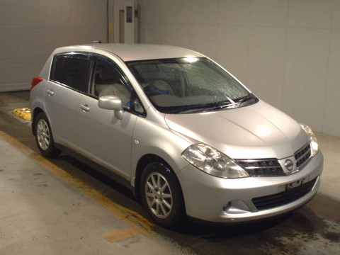 2012 Nissan Tiida C11[2]