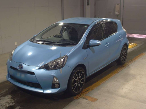 2014 Toyota Aqua NHP10[0]