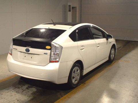 2010 Toyota Prius ZVW30[1]