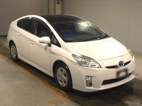 2010 Toyota Prius ZVW30[2]