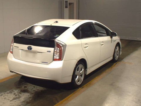 2014 Toyota Prius ZVW30[1]