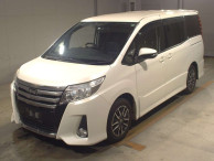 2016 Toyota Noah