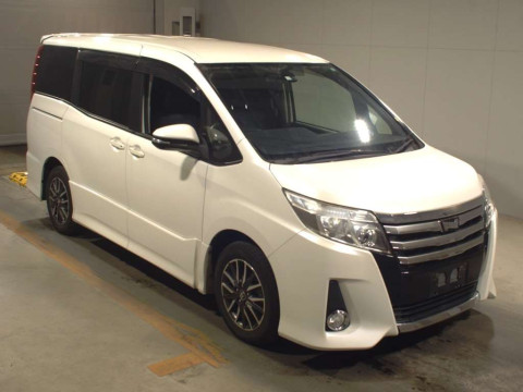 2016 Toyota Noah ZRR80W[2]