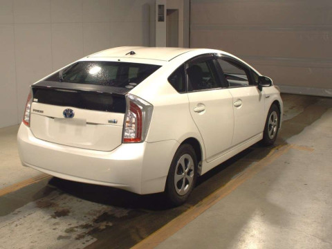 2012 Toyota Prius ZVW30[1]