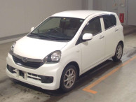 2016 Daihatsu Mira es