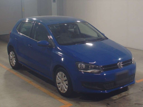 2014 Volkswagen Polo 6RCBZ[2]