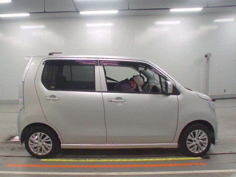 2015 Suzuki Wagon R MH44S[2]