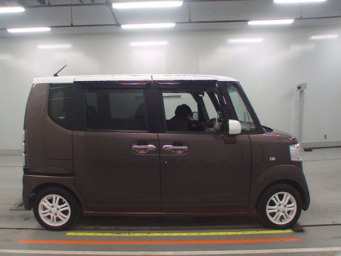 2012 Honda N-Box+ JF1[2]