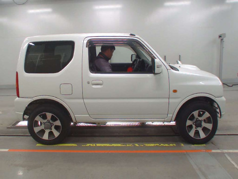 2011 Suzuki Jimny JB23W[2]