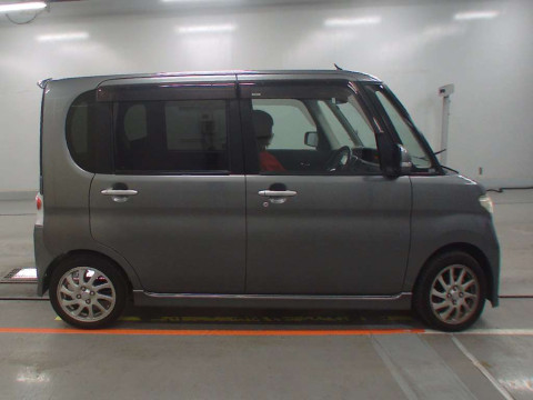 2008 Daihatsu Tanto L375S[2]