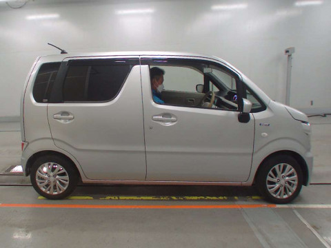 2017 Suzuki Wagon R MH55S[2]