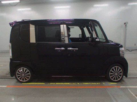 2014 Honda N-BOX CUSTOM JF1[2]