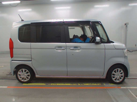 2019 Honda N-BOX JF3[2]