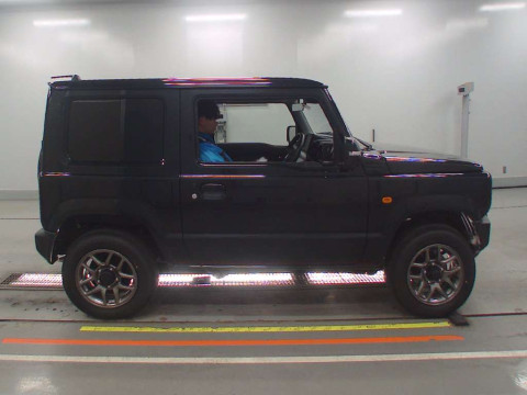 2022 Suzuki Jimny JB64W[2]