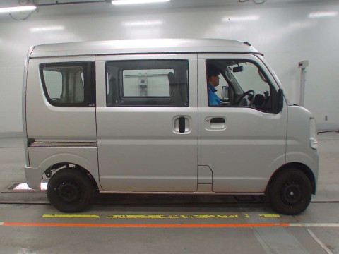 2015 Suzuki Every DA17V[2]