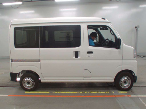 2023 Daihatsu Hijet Cargo S710V[2]