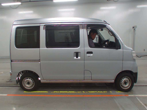 2019 Daihatsu Hijet Cargo S321V[2]