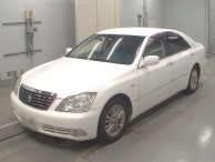 2004 Toyota Crown